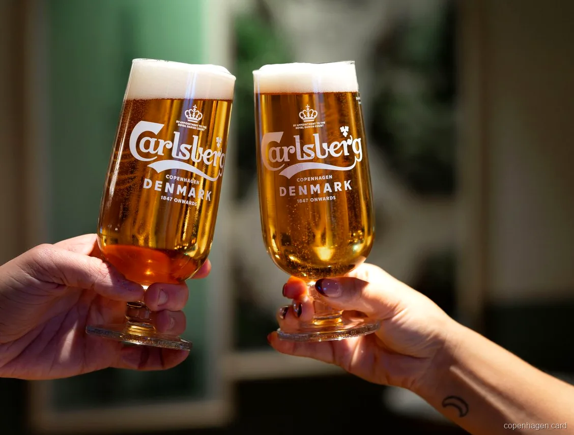 Exposição interativa de ciência da fabricação de cerveja dentro do Carlsberg Experience