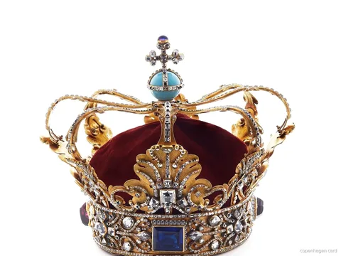 Salas reais mobiliadas dentro do Castelo de Rosenborg preservadas da época de Christian IV
